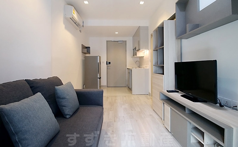 Ideo Mobi Sathorn