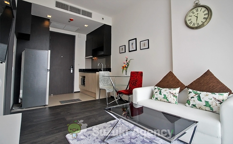 Edge Sukhumvit 23 の外観