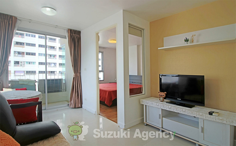 The Clover Thonglor Residence