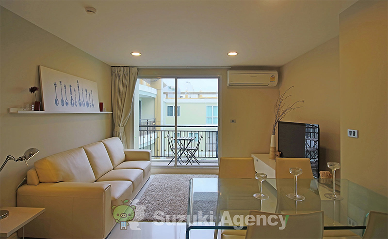 The Crest Sukhumvit 24