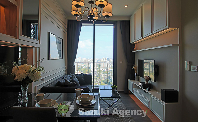 Edge Sukhumvit 23