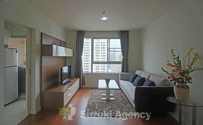 Condo One X Sukhumvit 26
