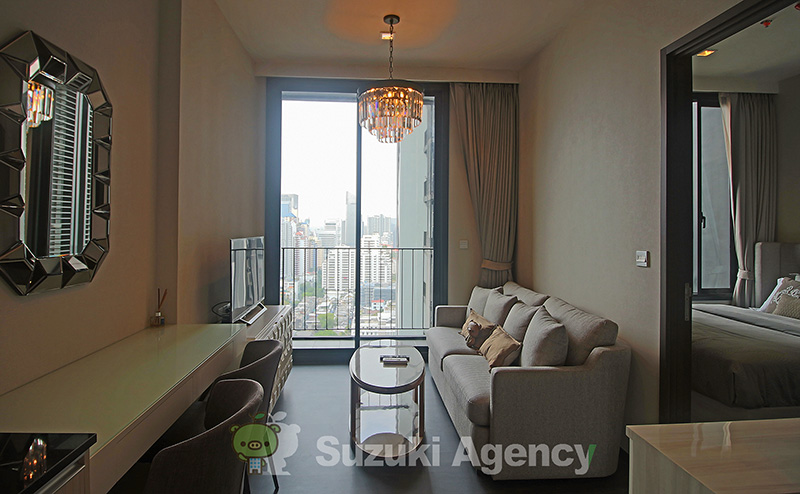 Edge Sukhumvit 23(Owner No.85006)