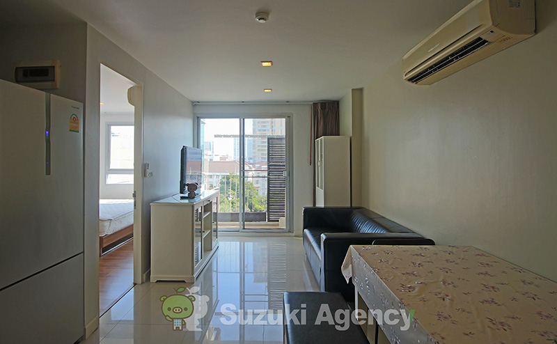 The Clover Thonglor Residence