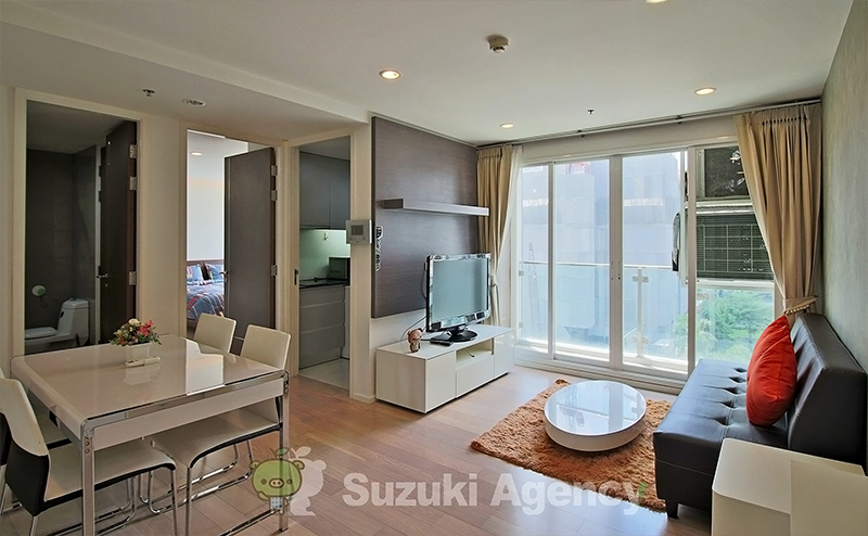 15 Sukhumvit Residence の外観