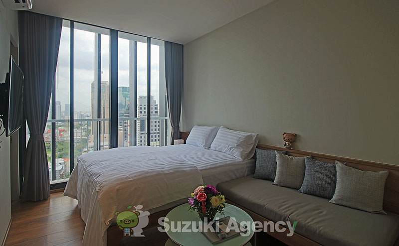 Park Origin Phrom Phong