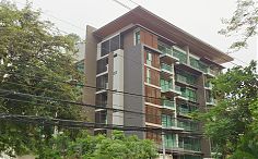 The Address Sukhumvit 61 の外観