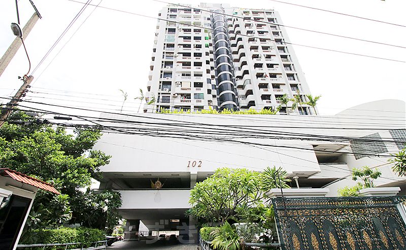 JC Tower Thonglor の外観