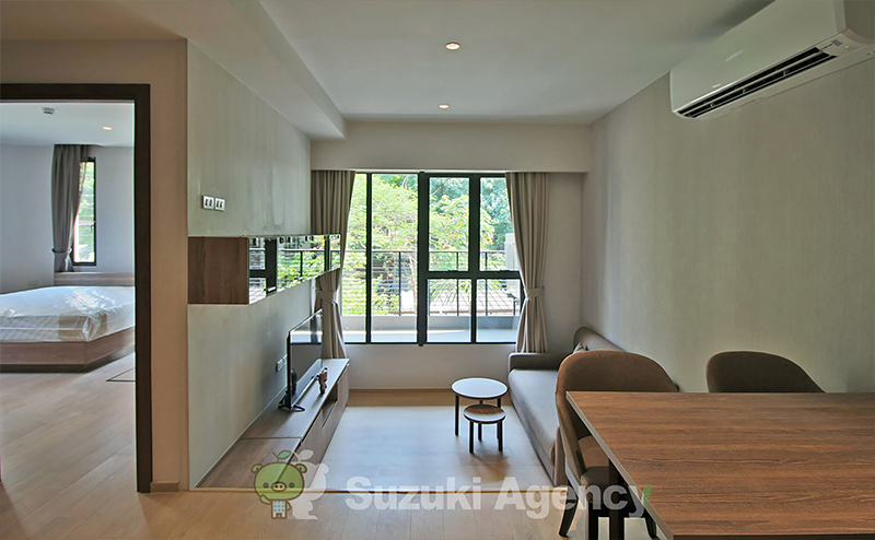 Runesu Thonglor 5
