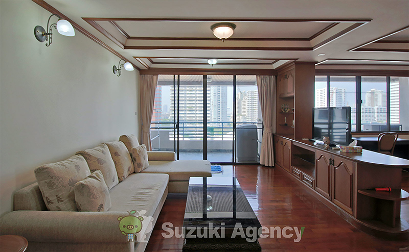 Acadamia Grand Tower