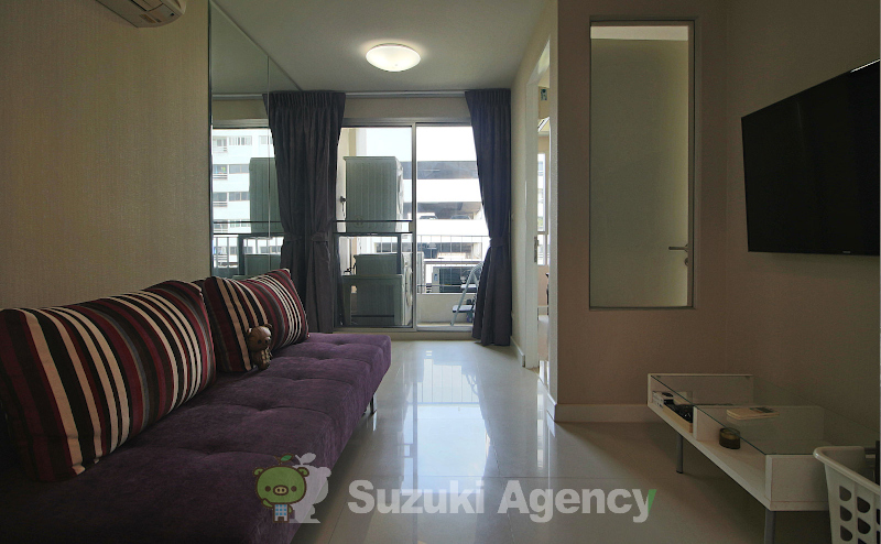The Clover Thonglor Residence