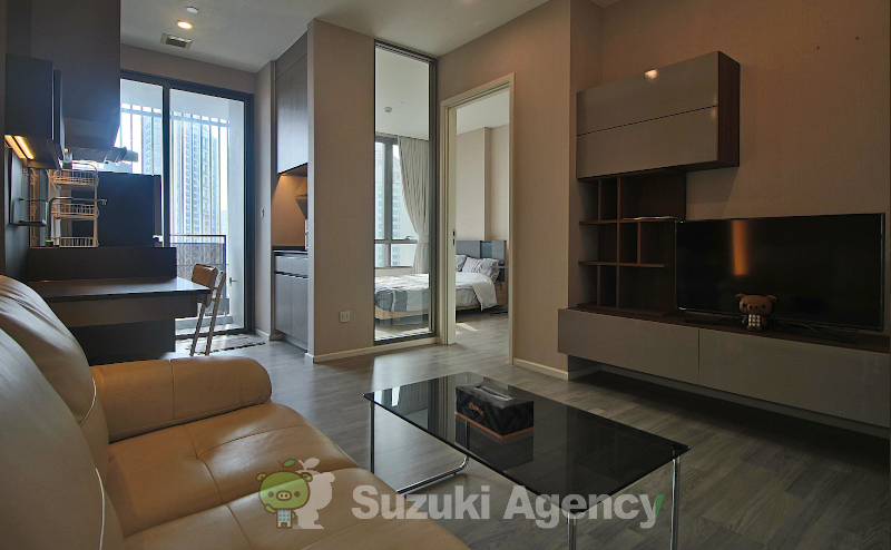 The Room Sukhumvit 69 の外観