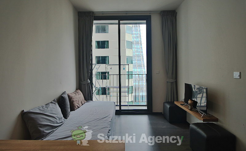 Edge Sukhumvit 23 (Owner No.86652)