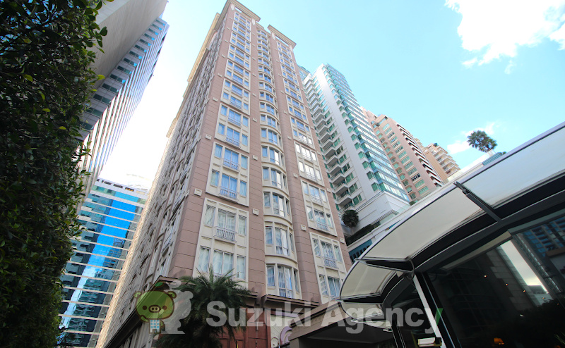 Mayfair Bangkok Marriott Executive Apartments