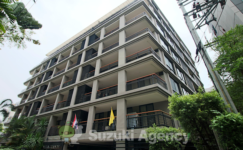 Mela Grande Sukhumvit 25