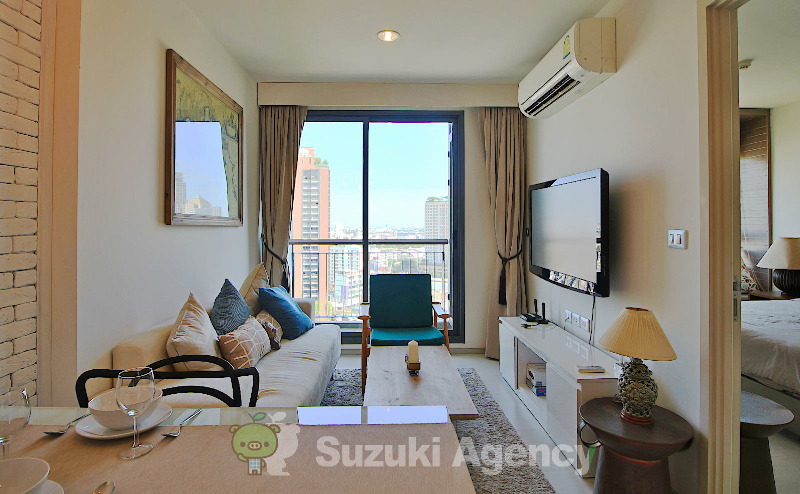 Rhythm Sukhumvit 42
