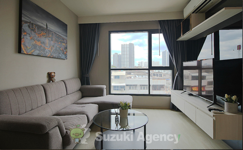Life Sukhumvit 48 の外観