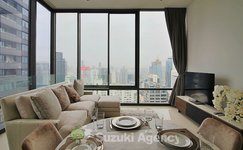 Ashton Silom