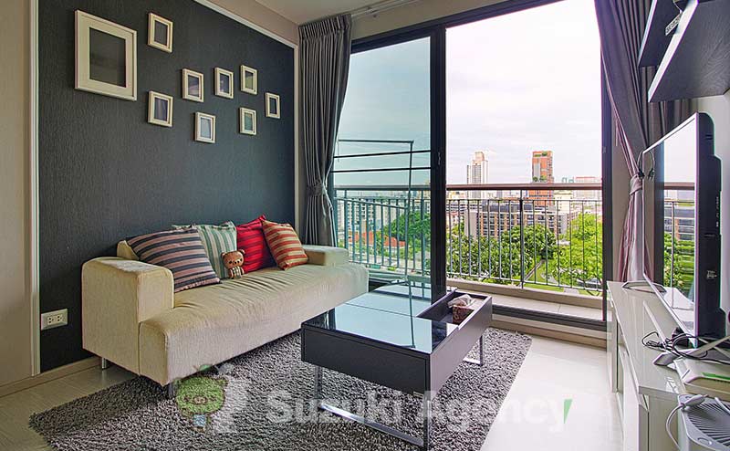 Rhythm Sukhumvit 42