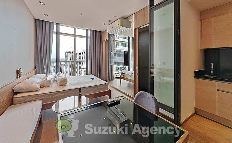 Park Origin Phrom Phong
