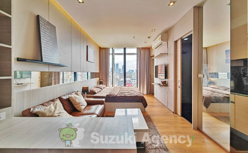 Park Origin Phrom Phong
