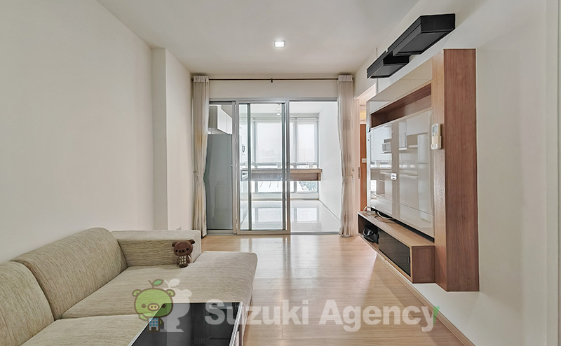 Rhythm Sukhumvit 50 の外観