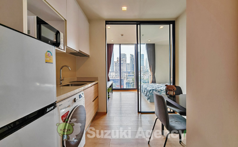 Noble AROUND SUKHUMVIT 33
