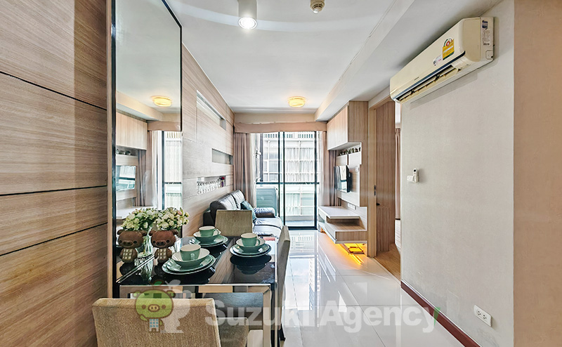 Le Cote Thonglor 8