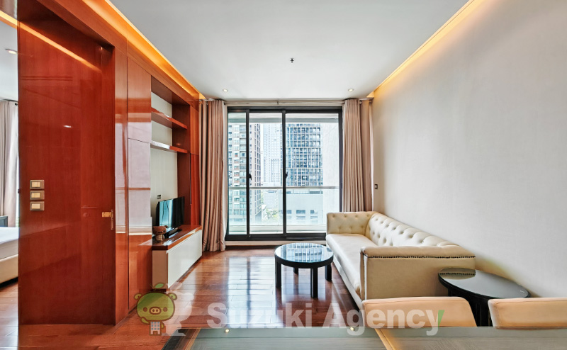 The Address Sukhumvit 28