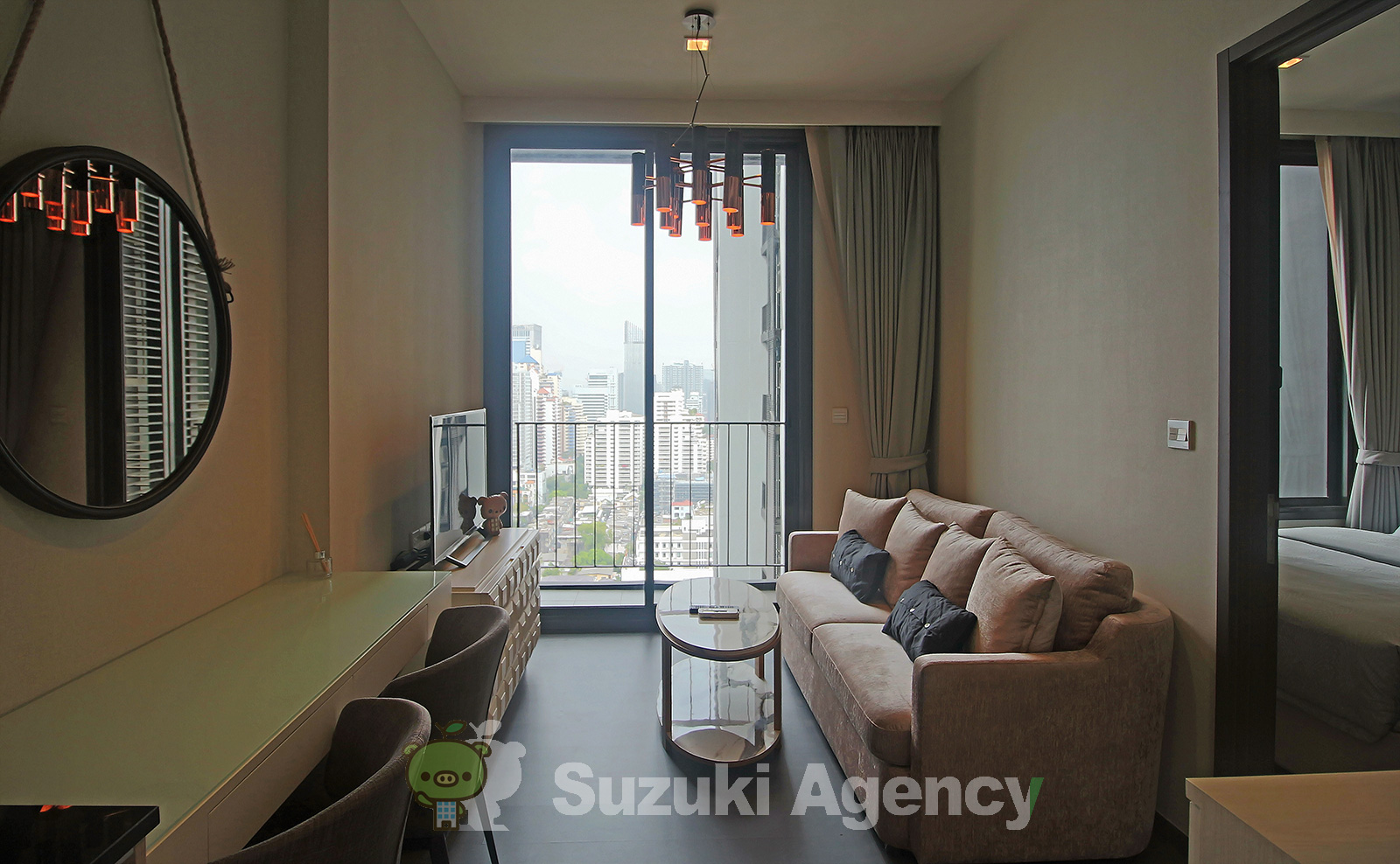 Edge Sukhumvit 23 の写真