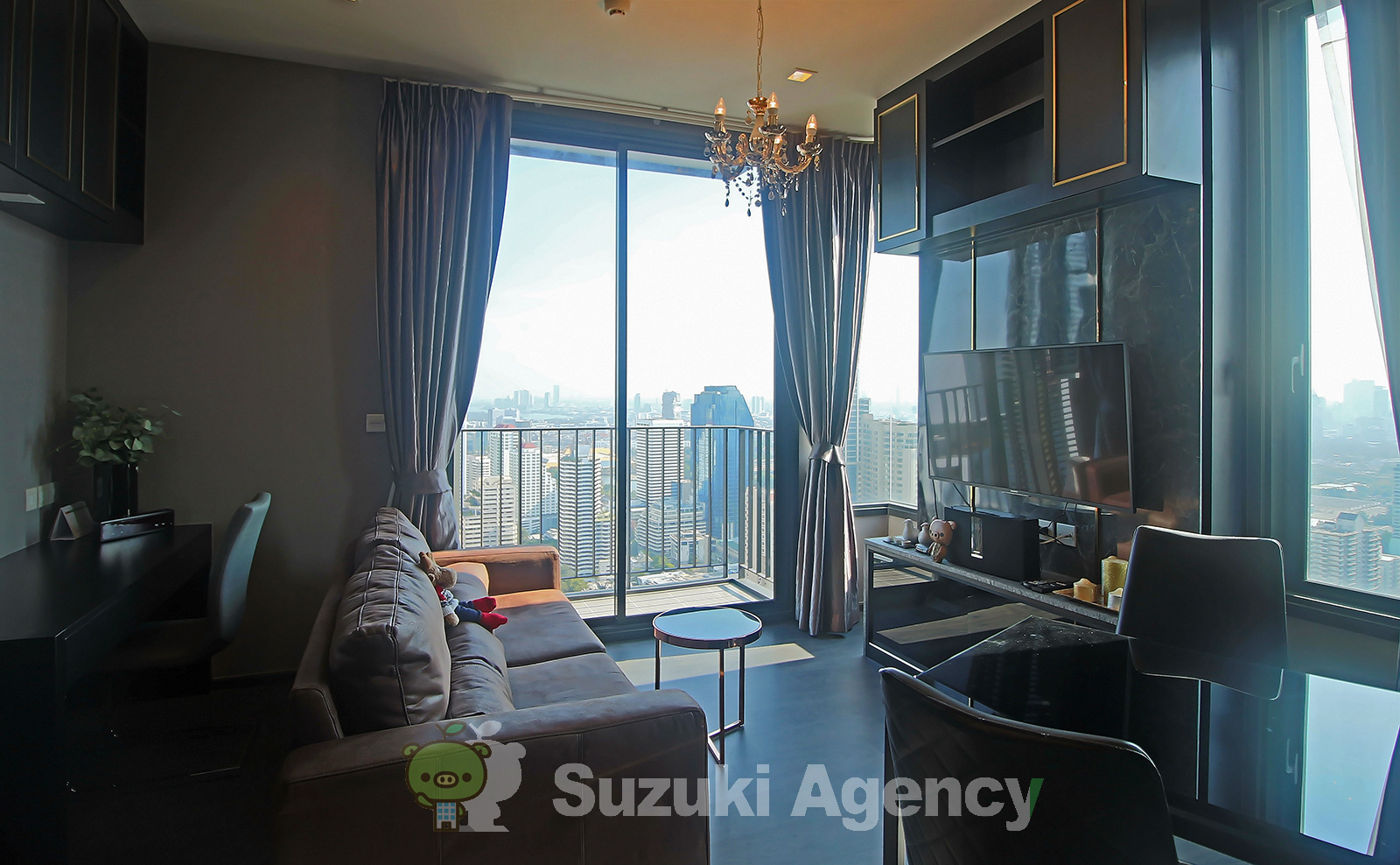 Edge Sukhumvit 23 の写真