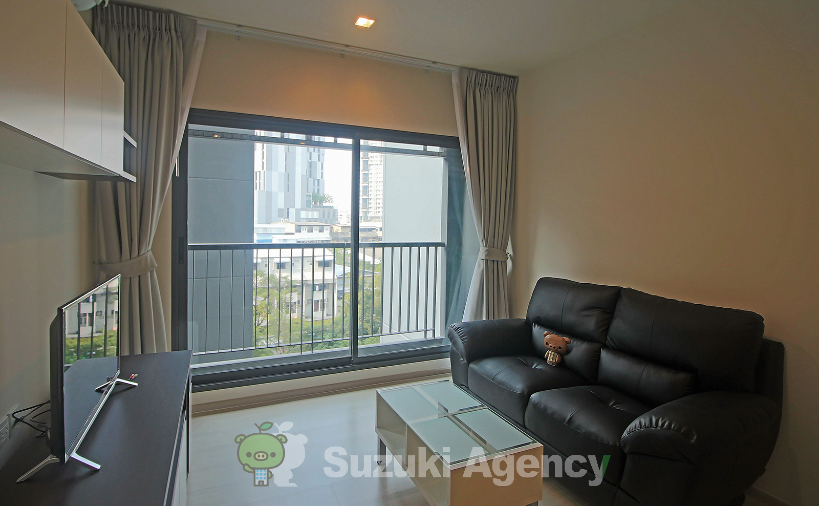 Life Sukhumvit 48 の写真