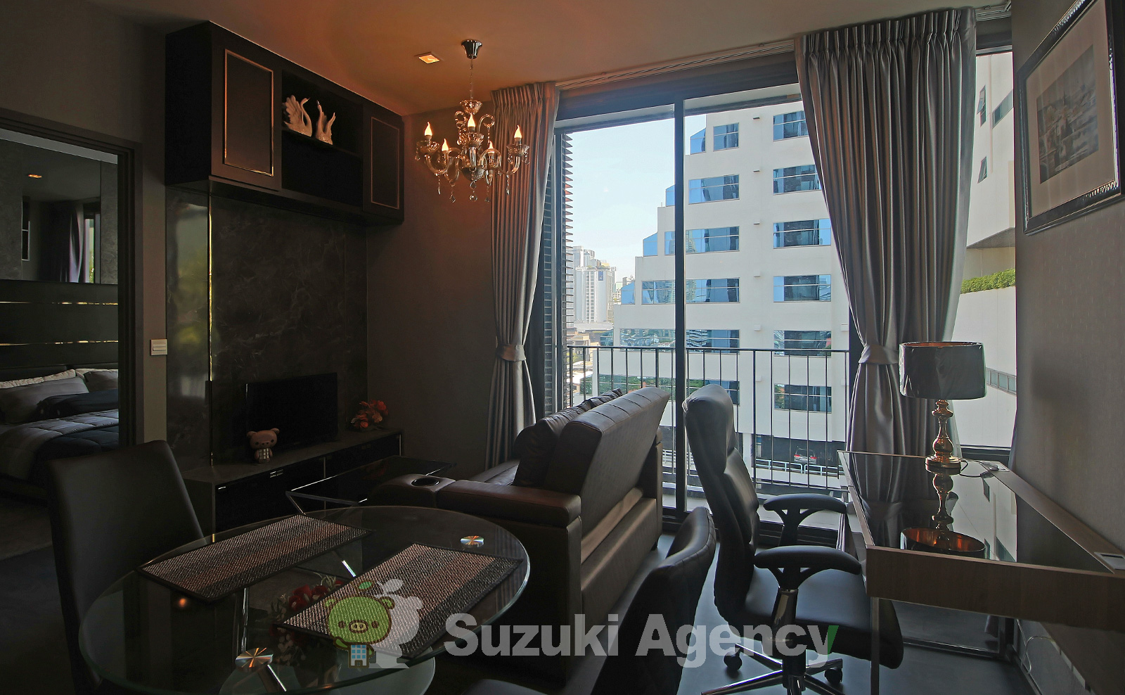 Edge Sukhumvit 23 の写真