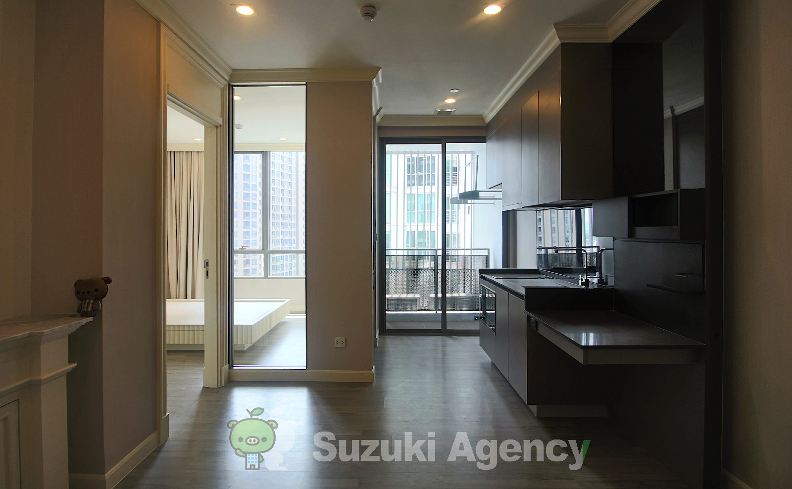 The Room Sukhumvit 69 の写真