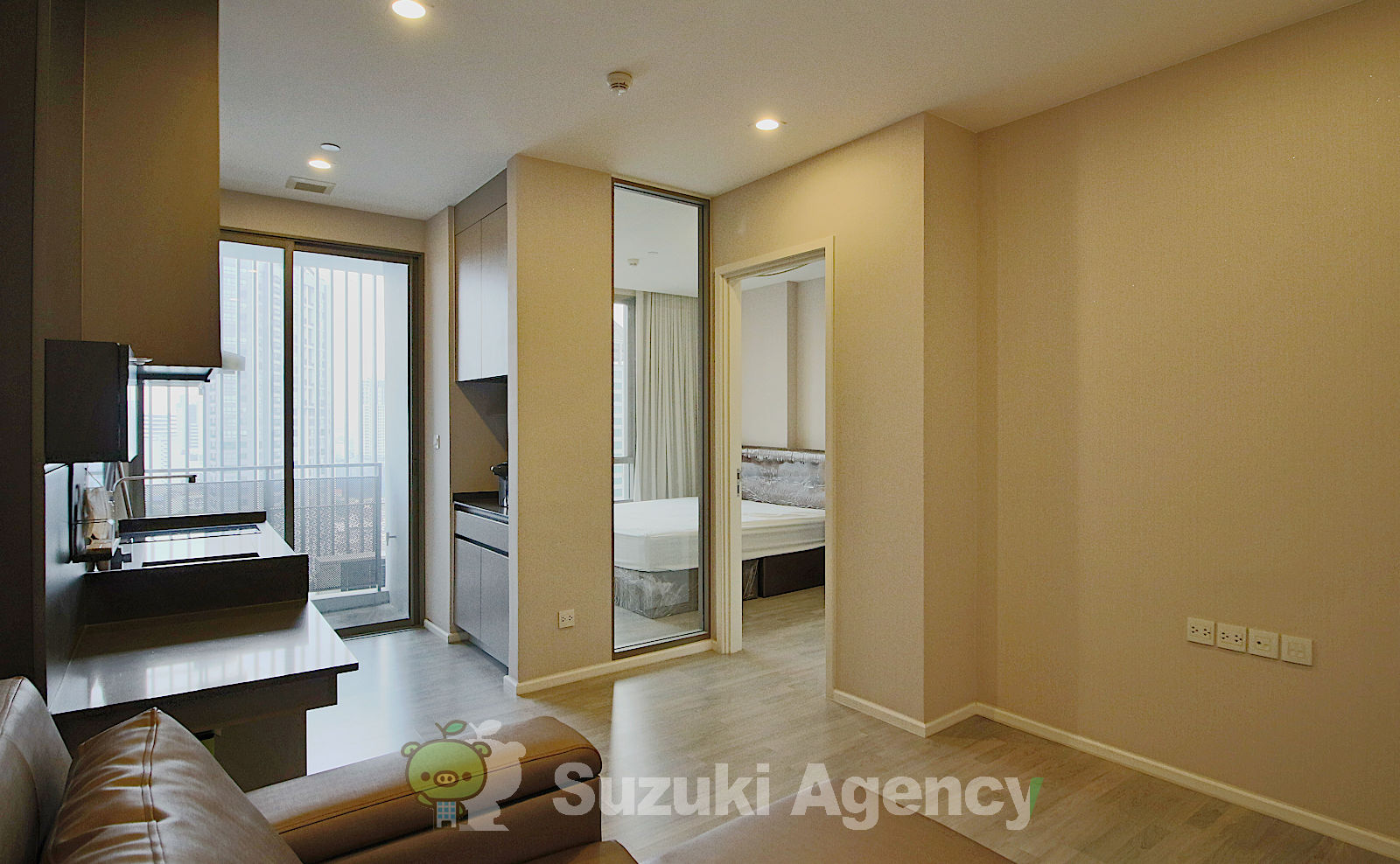 The Room Sukhumvit 69 の写真