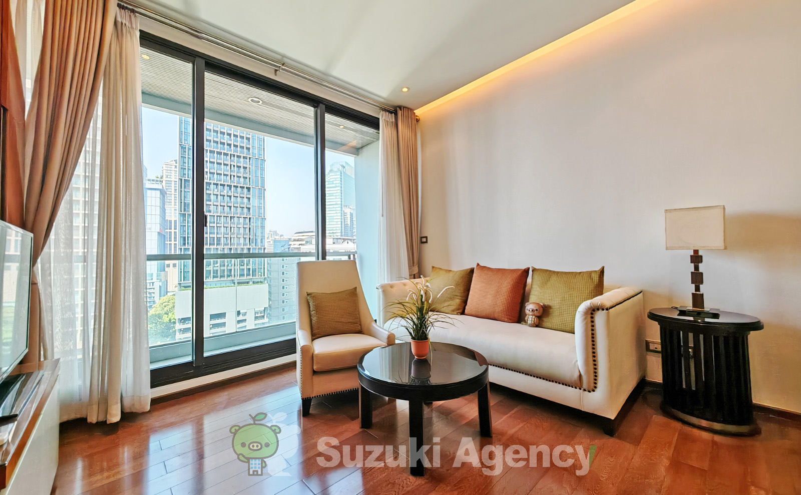 The Address Sukhumvit 28 の写真