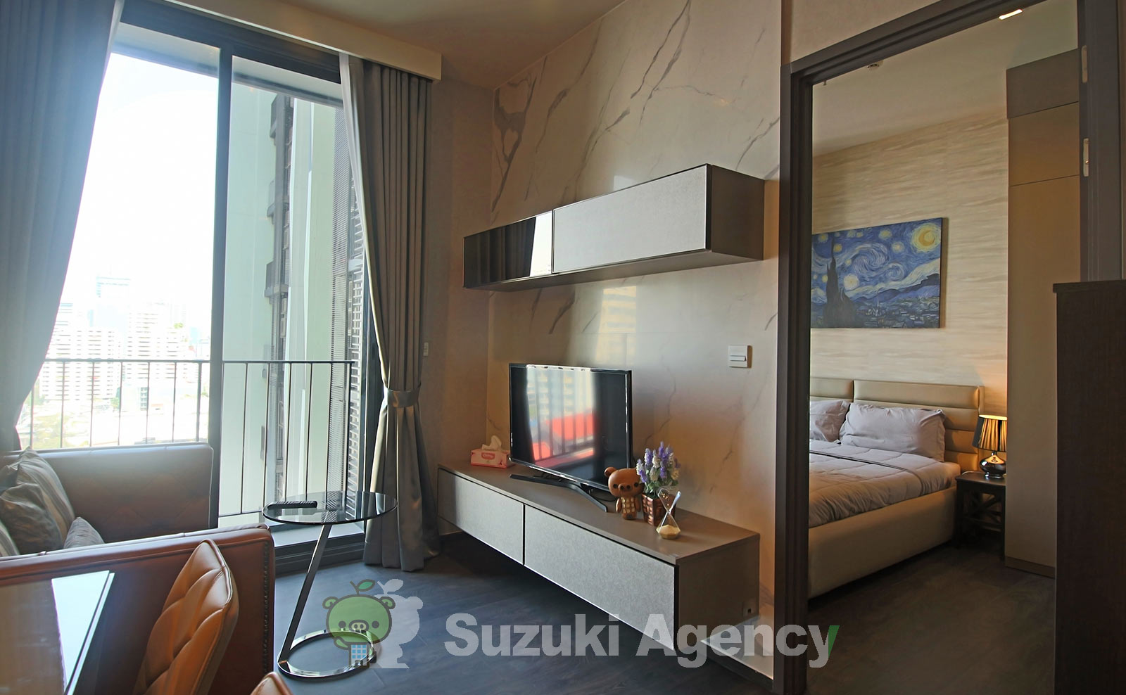 Edge Sukhumvit 23 の写真