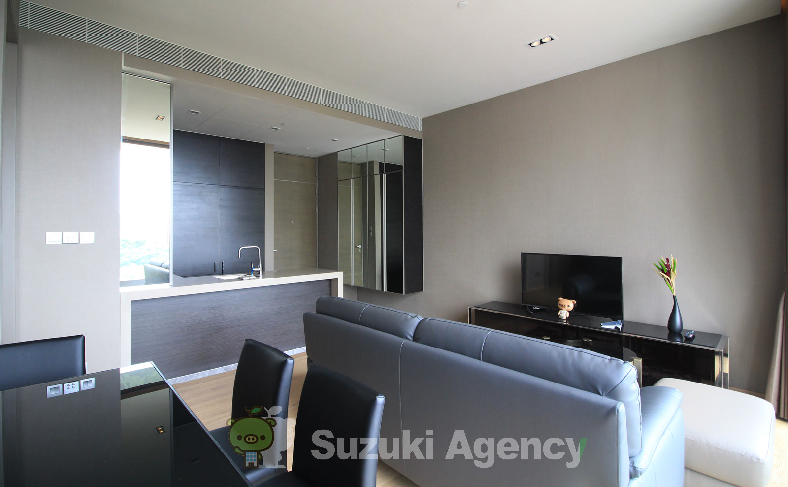 Saladaeng One の写真