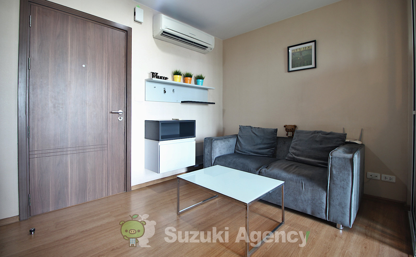 The Base Sukhumvit 77 の写真