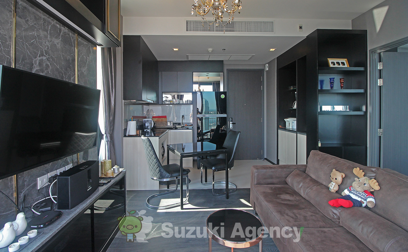 Edge Sukhumvit 23 の写真
