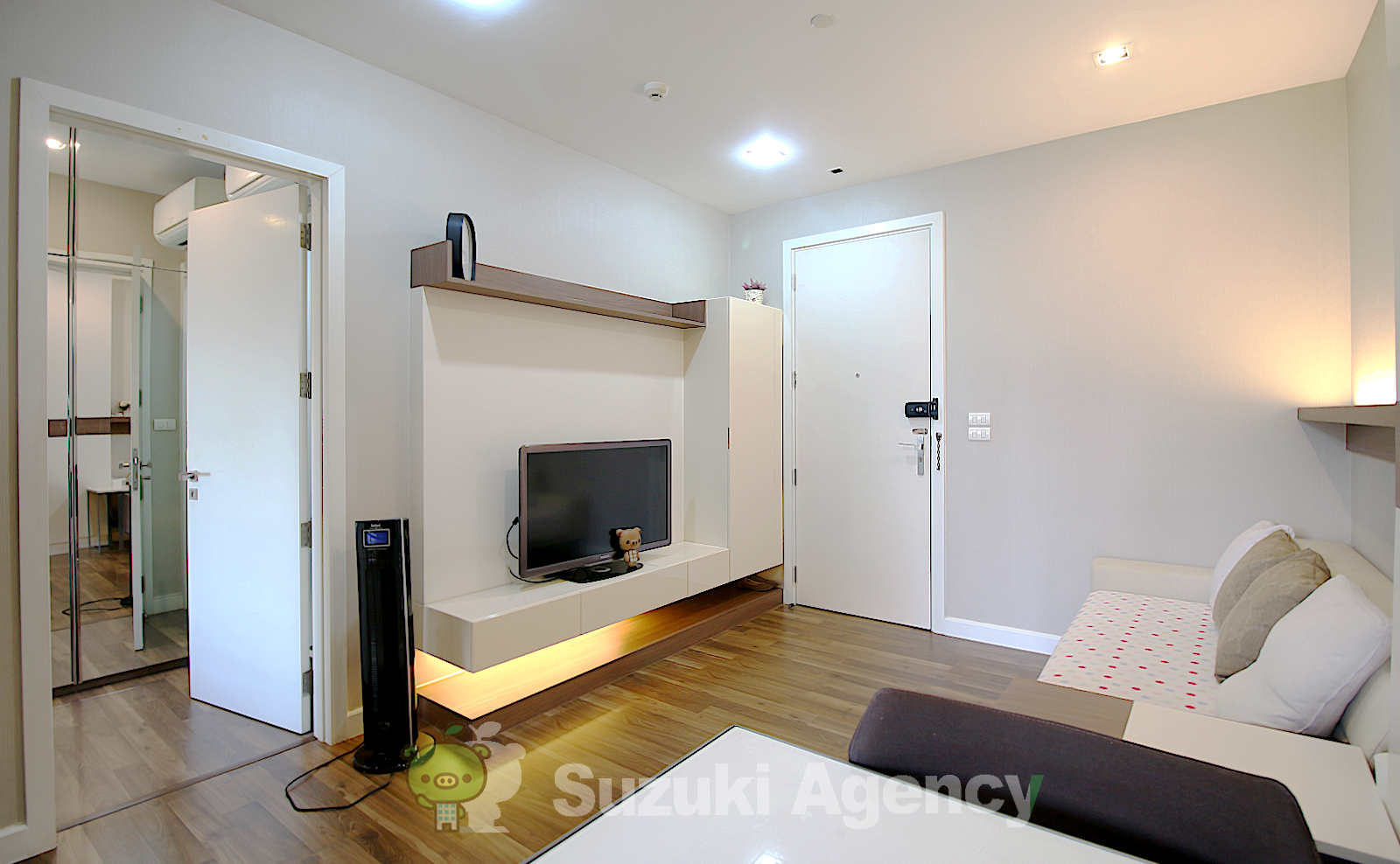 The Room Sukhumvit 62 の写真