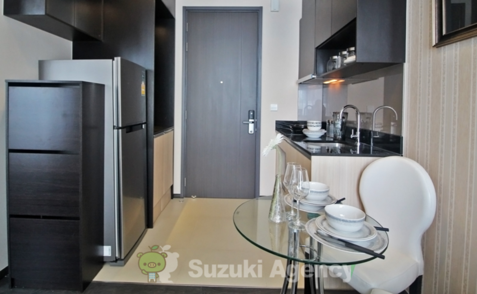 Edge Sukhumvit 23 の写真