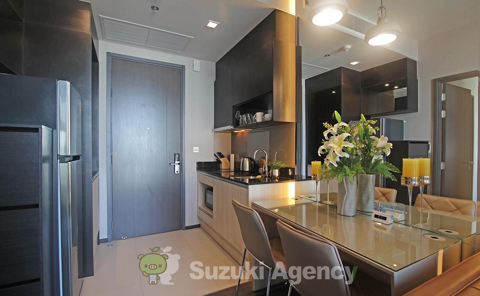 Edge Sukhumvit 23 の写真