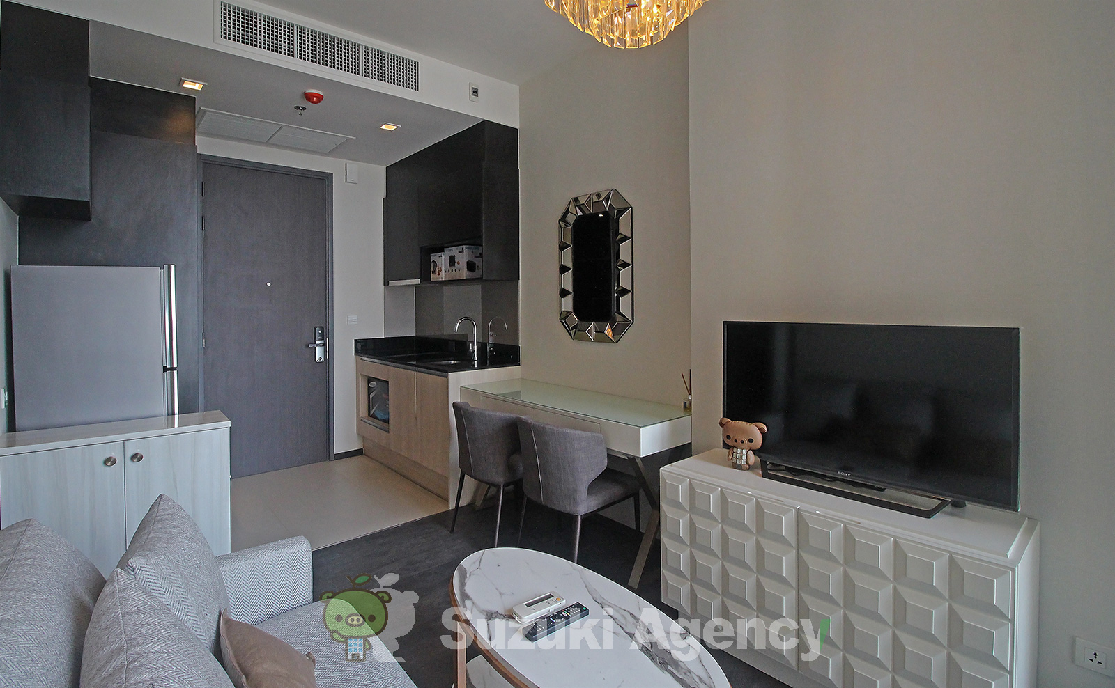Edge Sukhumvit 23 の写真