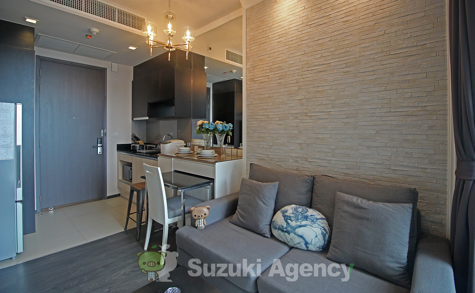 Edge Sukhumvit 23 の写真