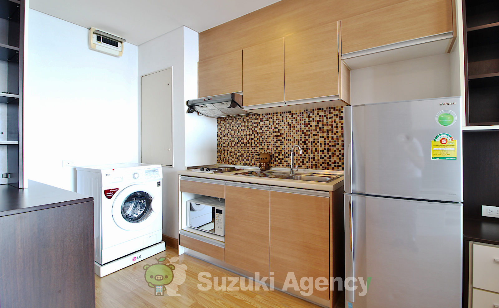 Le Luk Condominium の写真