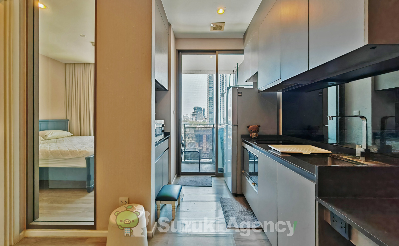The Room Sukhumvit 69 の写真
