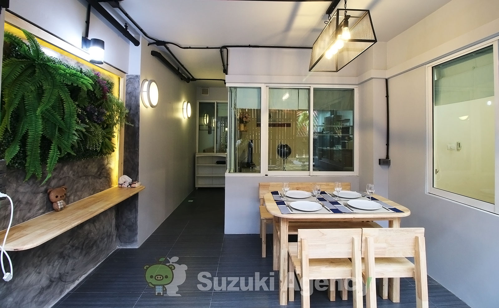 The Next Sukhumvit 52 の写真