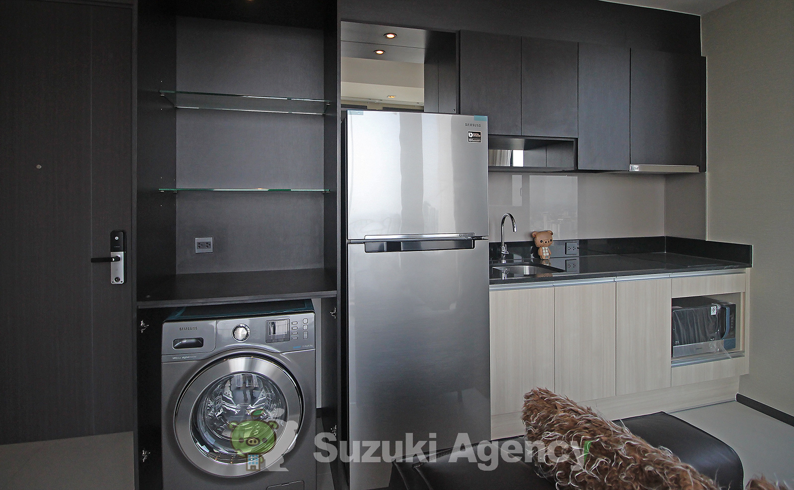 Edge Sukhumvit 23 の写真