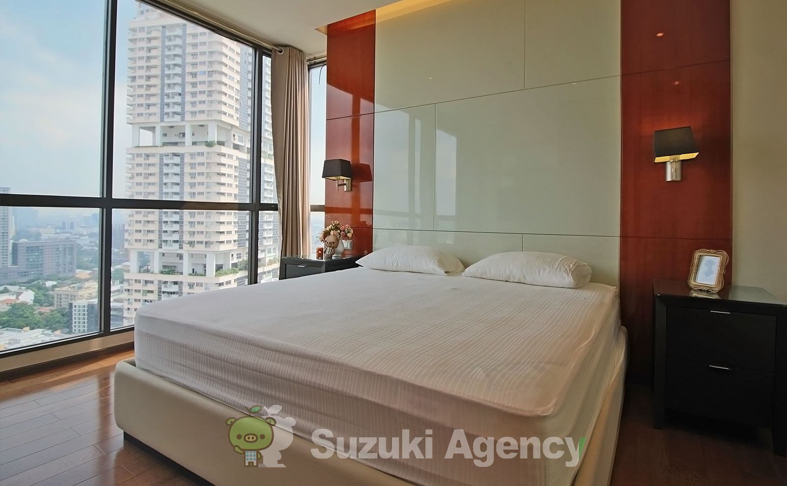 The Address Sukhumvit 28 の写真